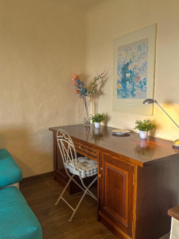 A seating area at Beautiful Apartment Altamar