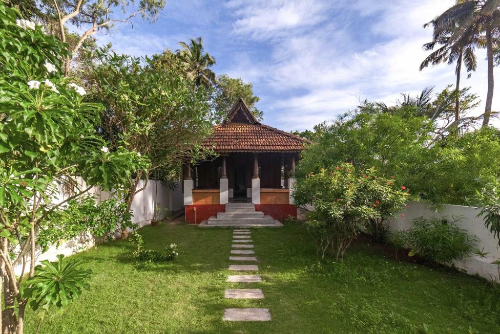 Zahrada ubytování Deshadan's Tarangi Beach Villas,Marari