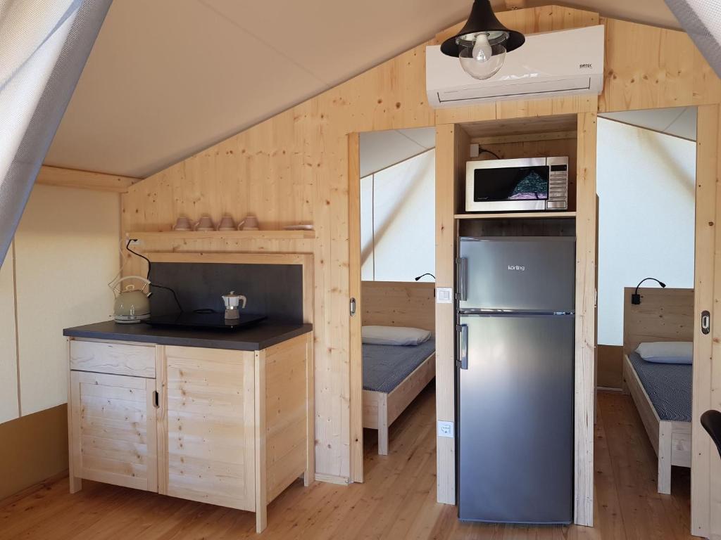 Cucina o angolo cottura di Camping Marelago