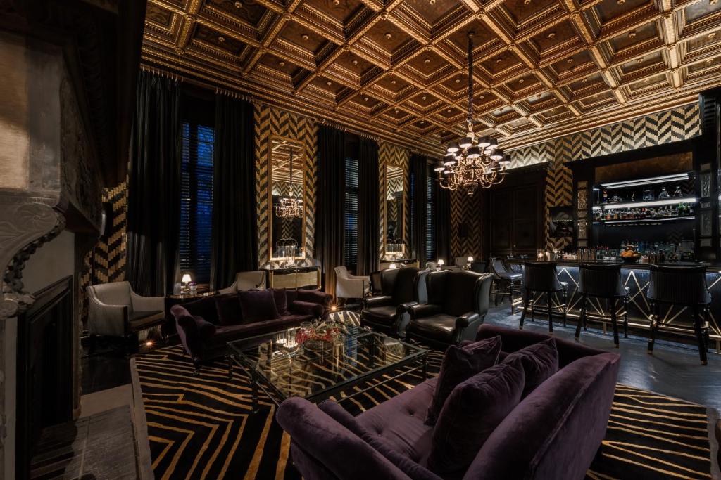 Posezení v ubytování Schlosshotel Berlin