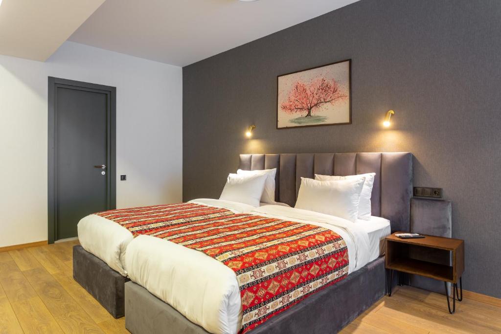 Hotel Flower - Double Or Twin Room