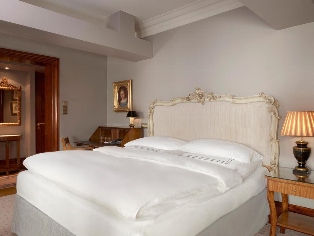 Schlosshotel Berlin - 2