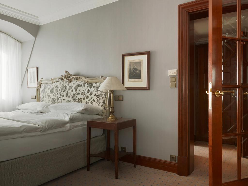 Schlosshotel Berlin - 4