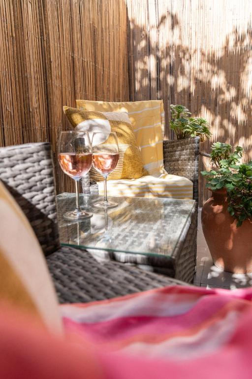 Fotografia z galérie ubytovania Superbe studio avec terrasse à 5min à pied du Palais v Cannes