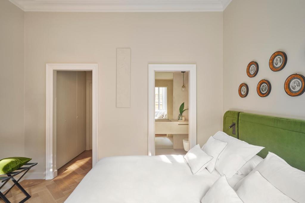 Crossing Manzoni - 10