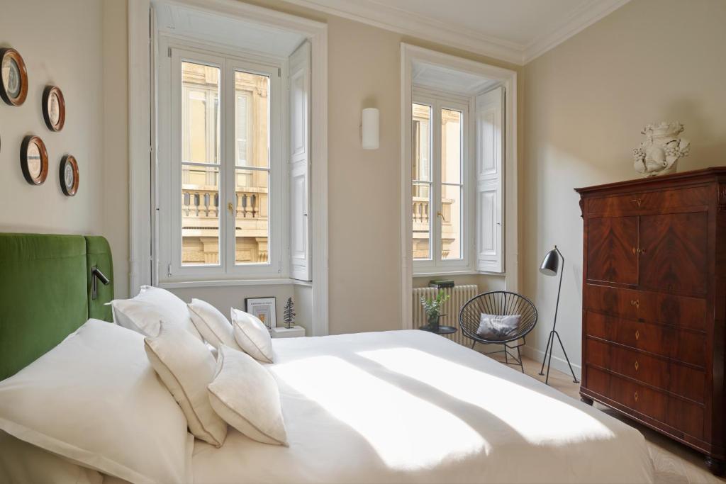 Crossing Manzoni - 8