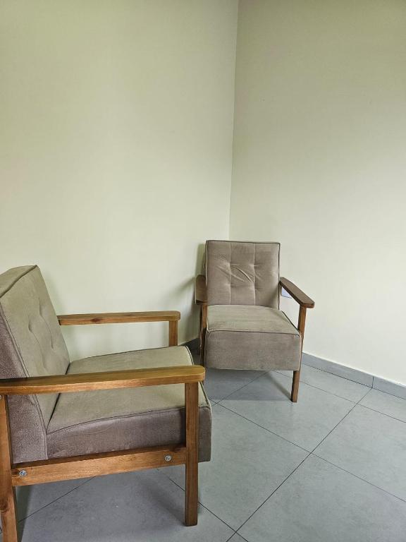 Uma área de estar em Hotel Pousada Bambuzal