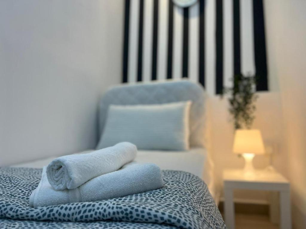 Strips Partition Room Al barsha 1 Near MOE Metro, Dubai (updated prices