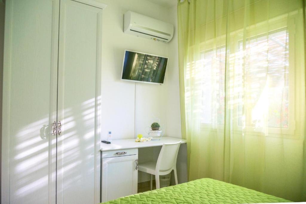 A television and/or entertainment centre at Villa Milla