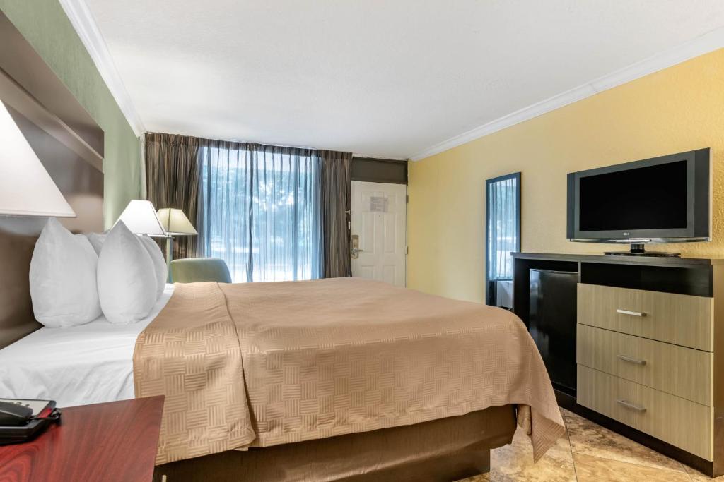 Clarion Inn Orlando International Drive - ICON Park - 