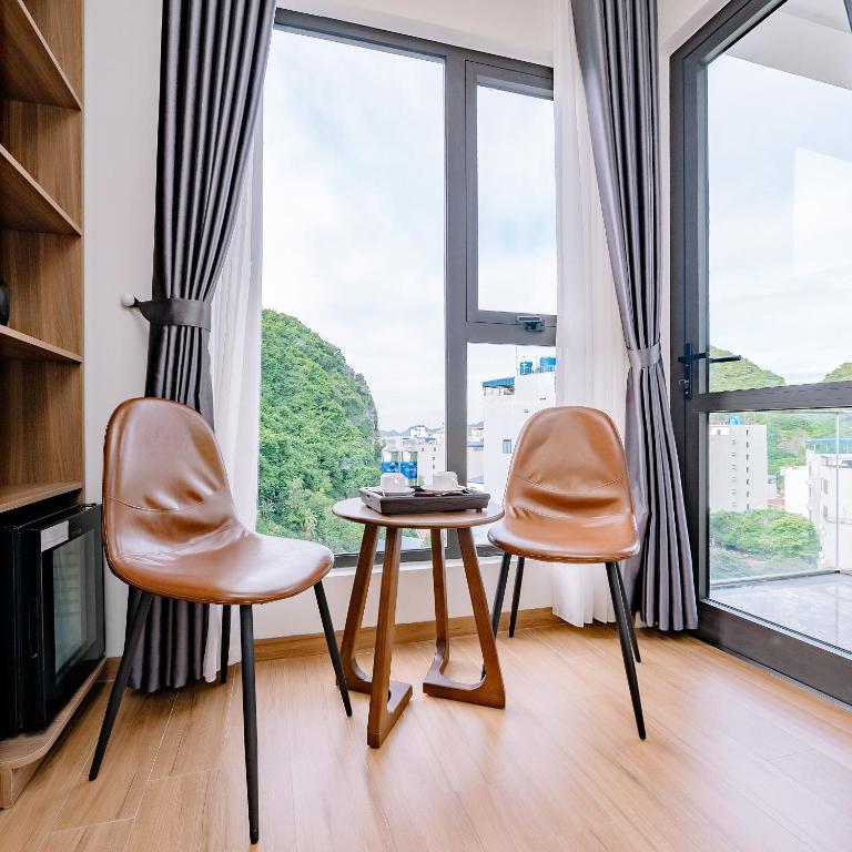 Posezení v ubytování CAT BA ECO HOTEL