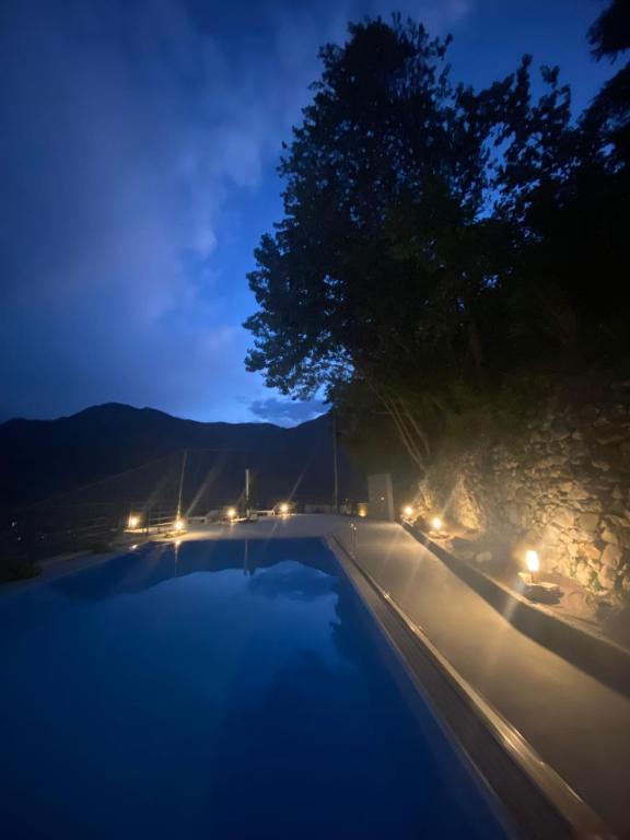 Bazén v ubytování Lake Como Ti Amo nebo v jeho okolí