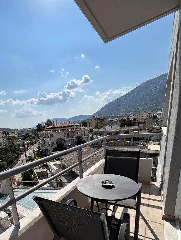 Peania Domus - Habitación Cuádruple Con Baño Privado