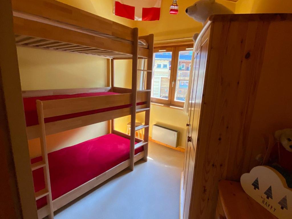 a small room with bunk beds in it at Appartement Châtel, 4 pièces, 7 personnes - FR-1-693-5 in Châtel