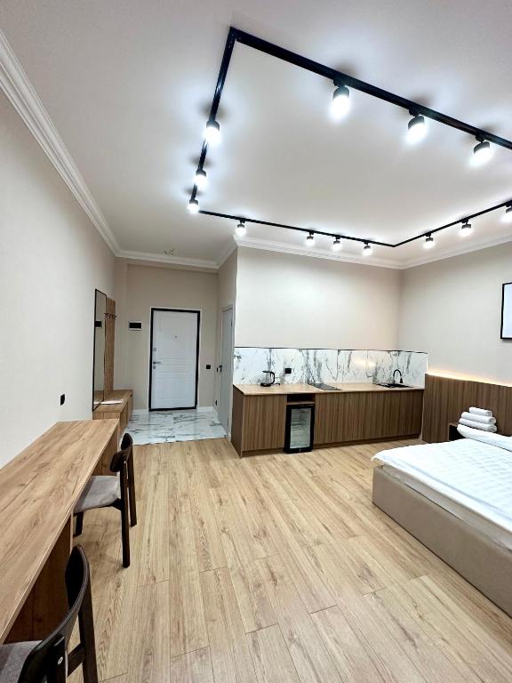 Freedom hotel - Double Room