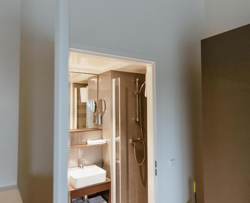 2L De Blend - Double Room