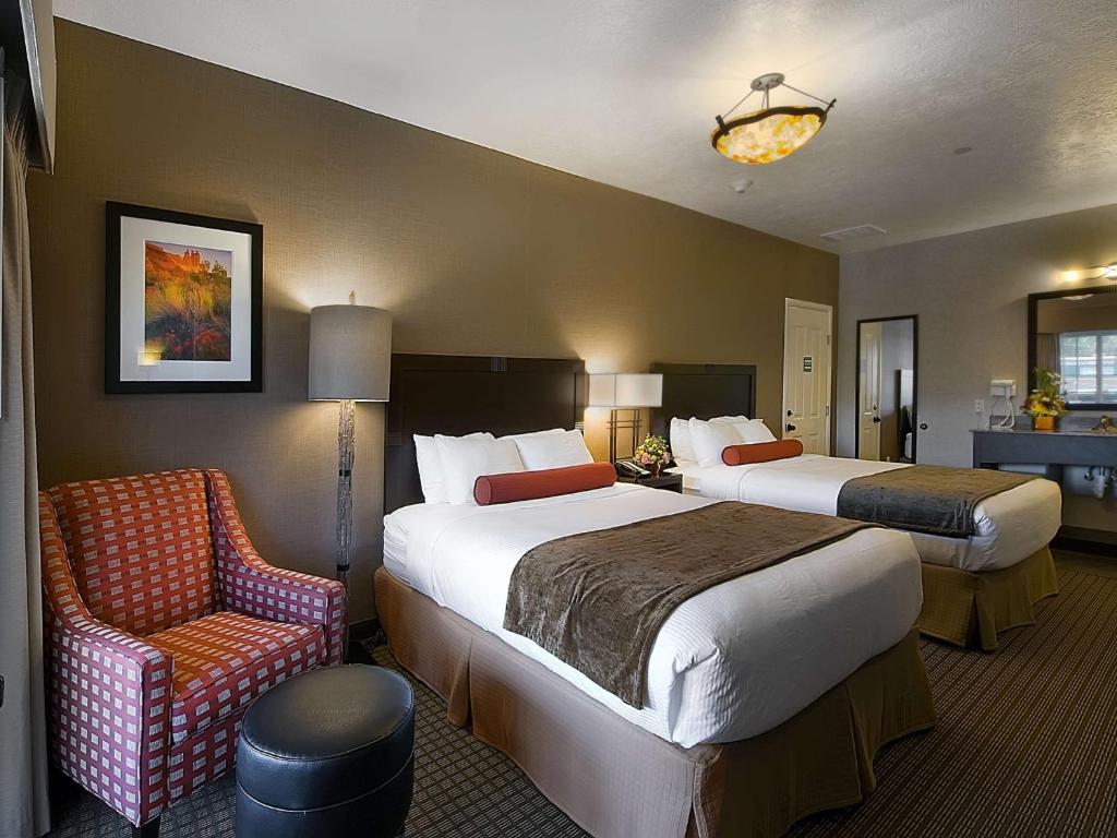 Ein Bett oder Betten in einem Zimmer der Unterkunft Best Western Plus Canyonlands Inn