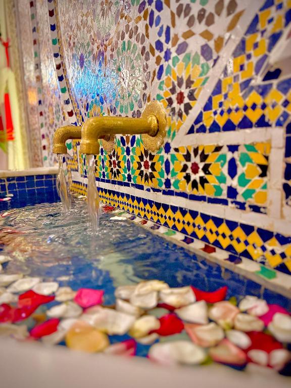 Piscina di Riad Al-Qurtubi o nelle vicinanze