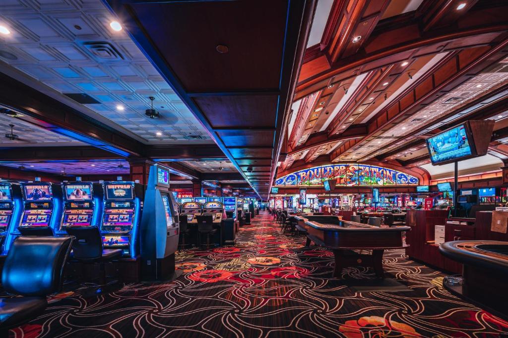 Boulder Station Hotel & Casino photo