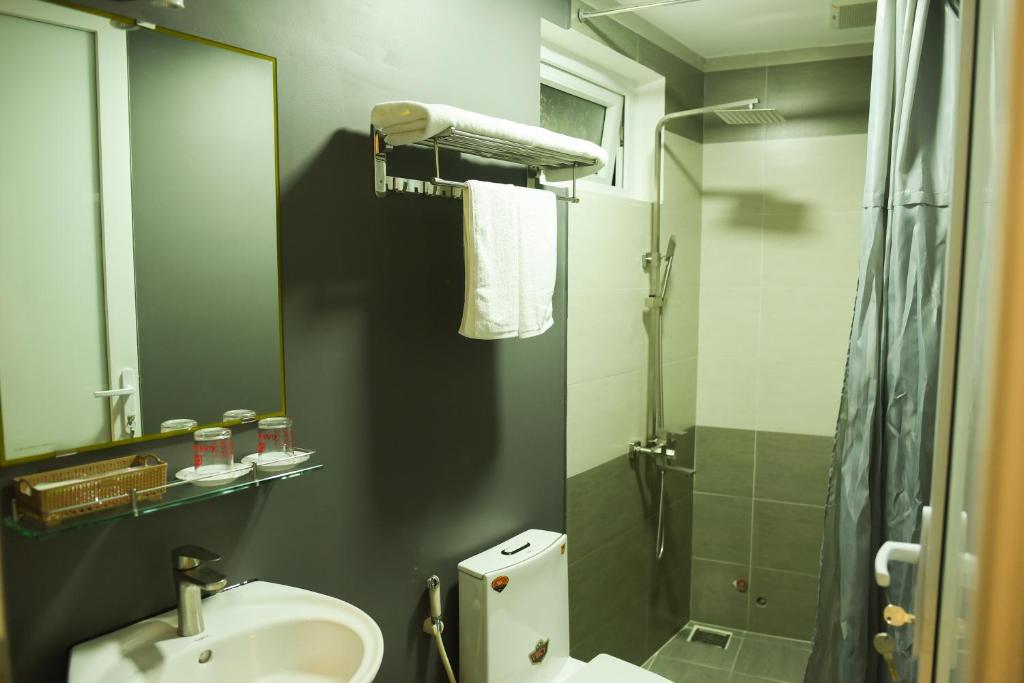 Phòng tắm tại AnAn Homestay Huế
