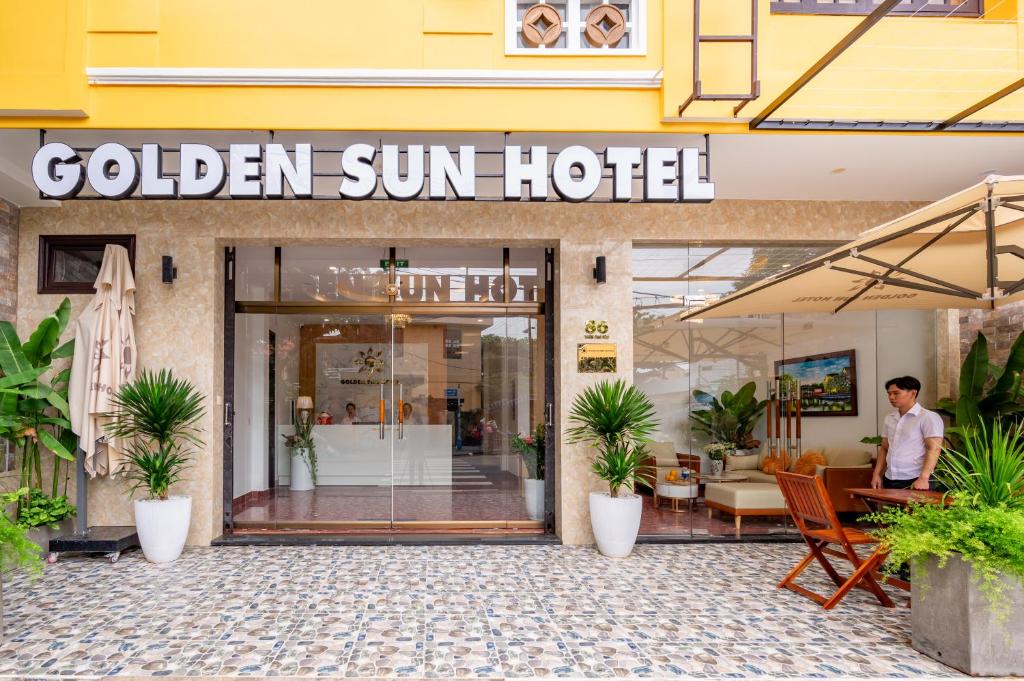 Certifikát, hodnocení, plakát nebo jiný dokument vystavený v ubytování Golden Sun Hotel Hoi An