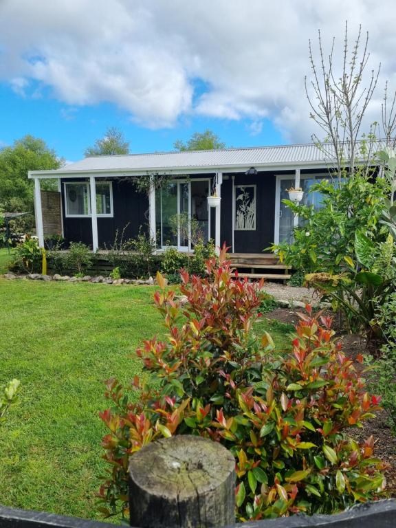 Gallery image of Kingfisher Cottage 294e in Kerikeri