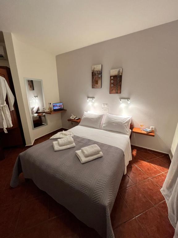 Iolkos Hotel Apartments - 14