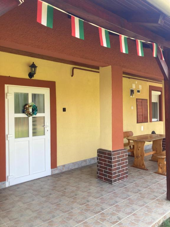 Fotografie z fotogalerie ubytování Tiszavirág Vendégház v destinaci Tiszacsege