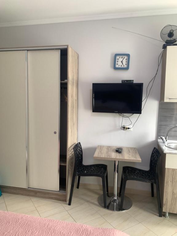 Rafael’s studio ‘23 - Image 5