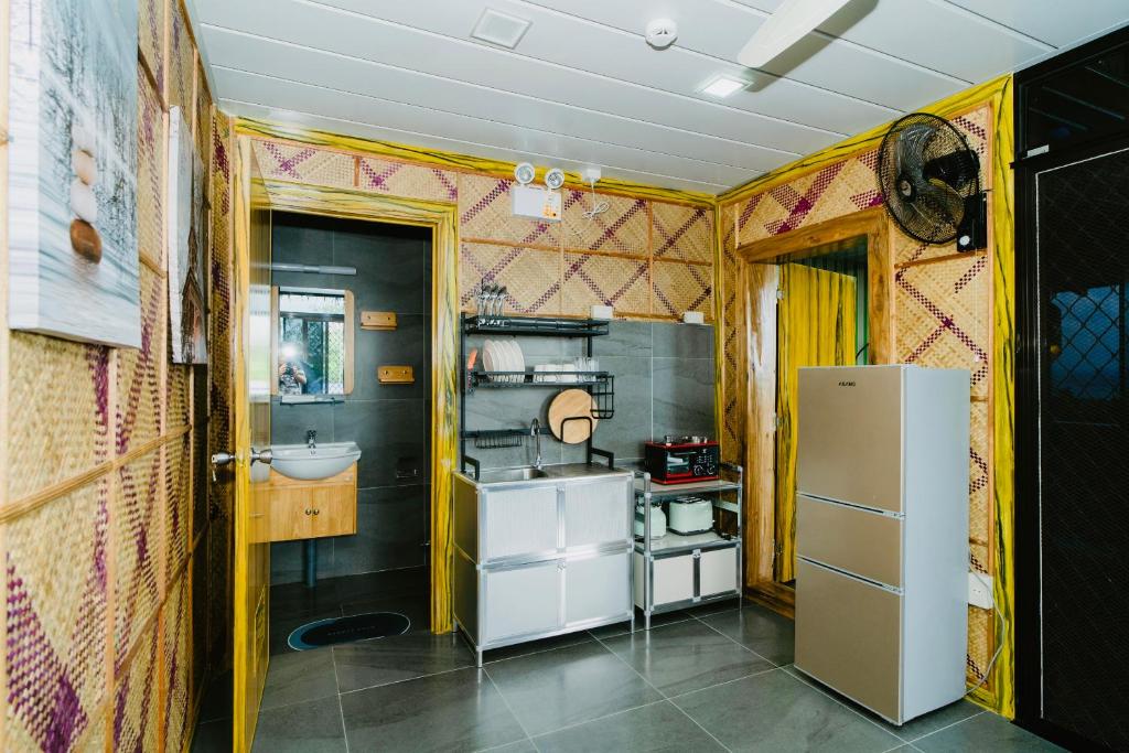 Vafi Hills Bed And Breakfast - King Room With Sea View