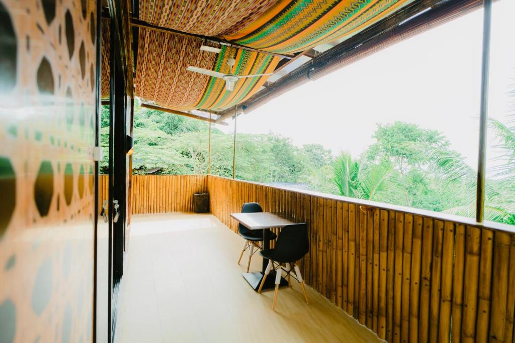 Vafi Hills Bed And Breakfast - Queen Room With Balcony