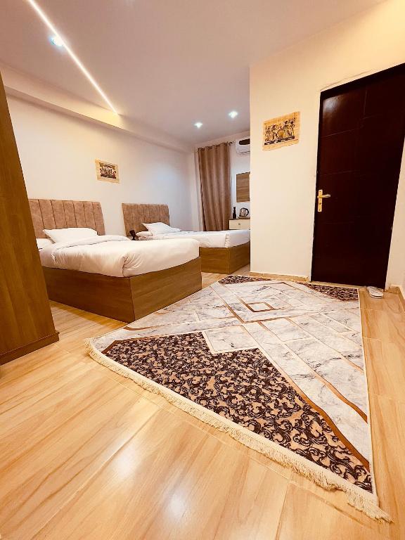 Locanda pyramids view - 7