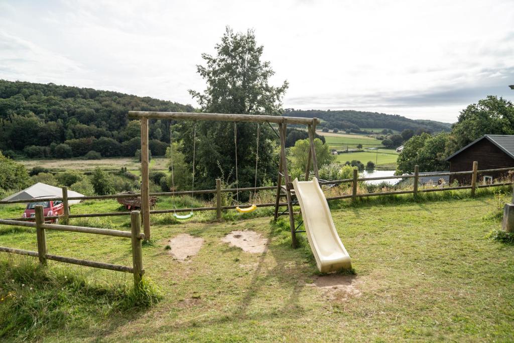 Príroda v okolí horskej chaty