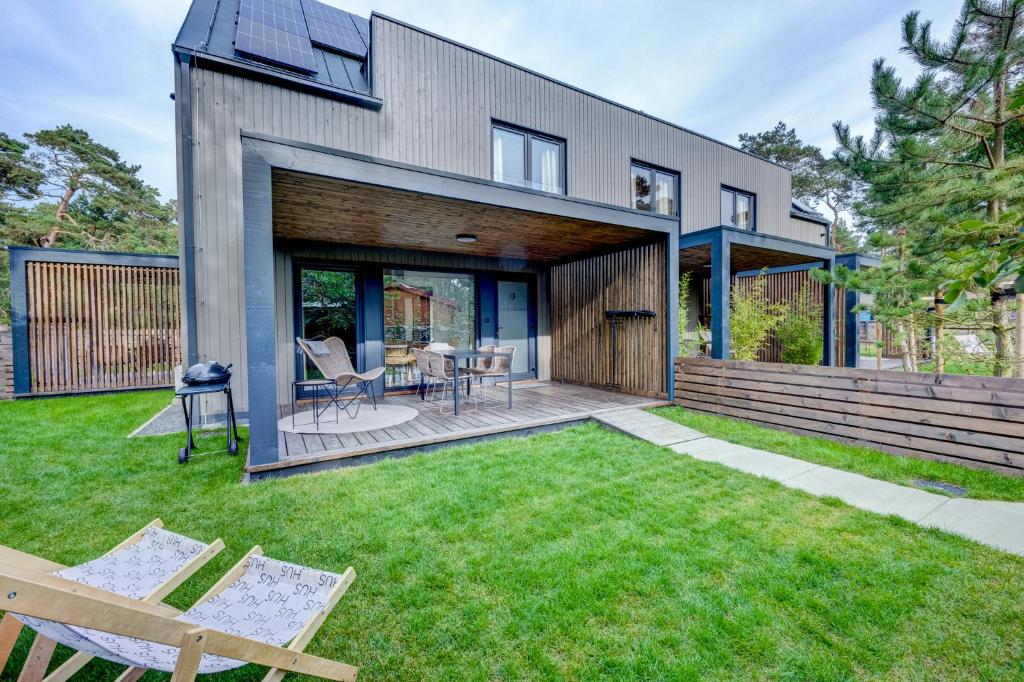 Zahrada ubytování HUS - caloroczne komfortowe szeregi blisko plazy