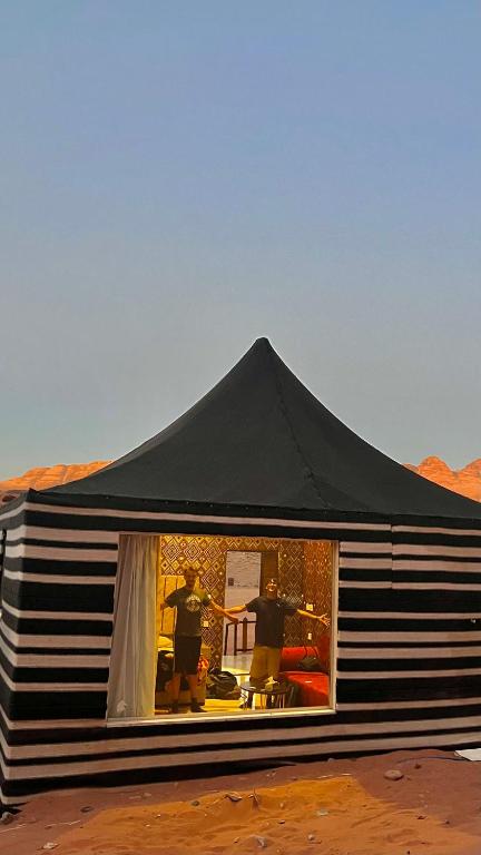 ROYAl WADI RUM CAMP - Sala De Reina De Lujo