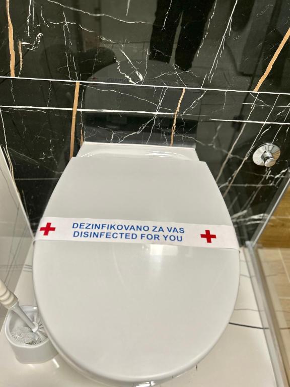 Koupelna v ubytování Apartman Lux-besplatno korišćenje zasebne garaže