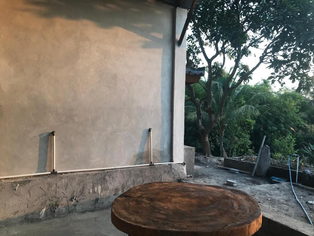 Zahrada ubytování Muni's Lombok Bungalow