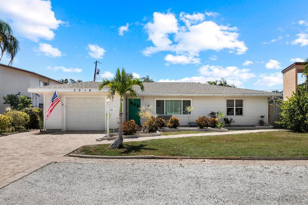 Parrot Bay Retreat, Sarasota (updated prices 2024)