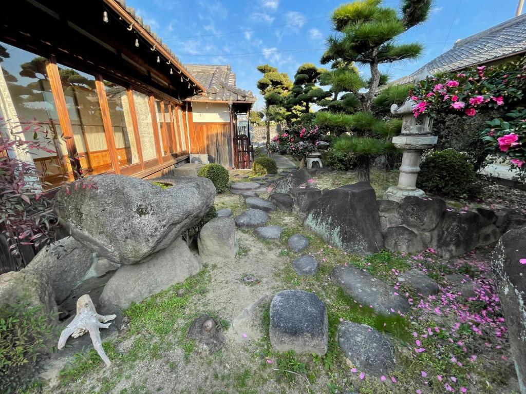 Zahrada ubytování Guest House 古民家 NAGOMI