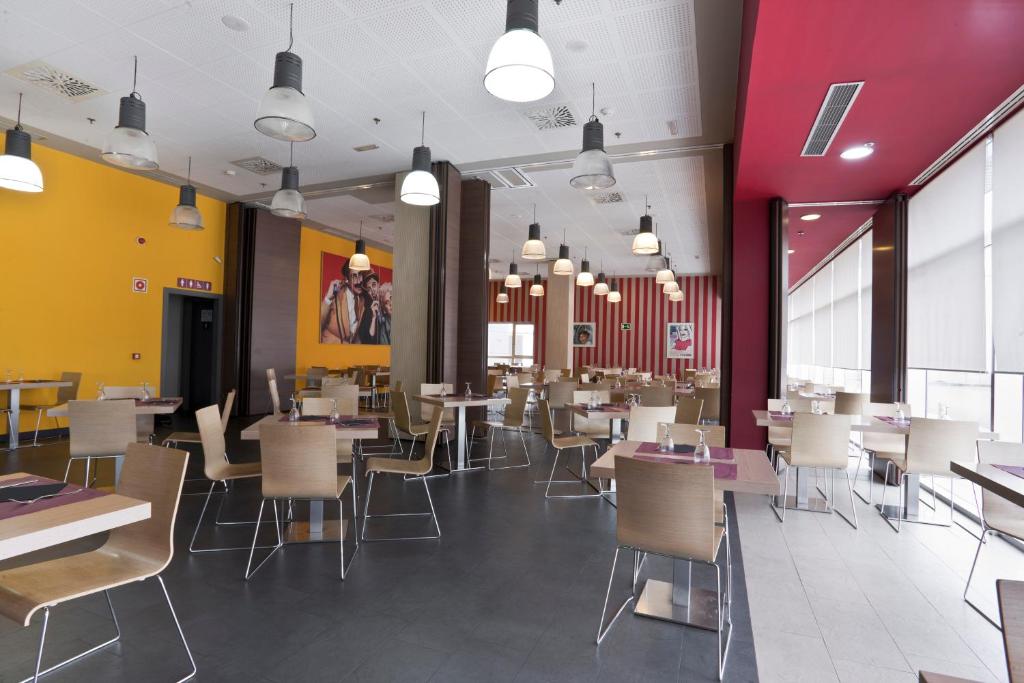 Restaurace v ubytování Sercotel Plaza Feria