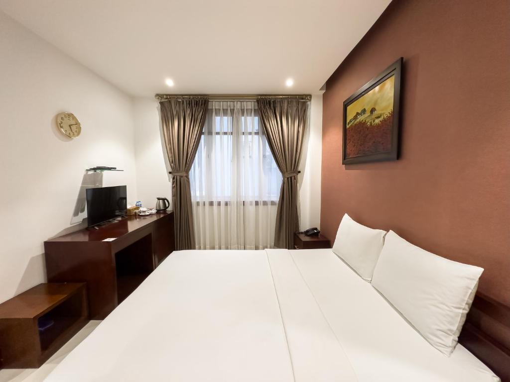 Hoang Yen Hotel - Phu My Hung - Верхний двухместный номер