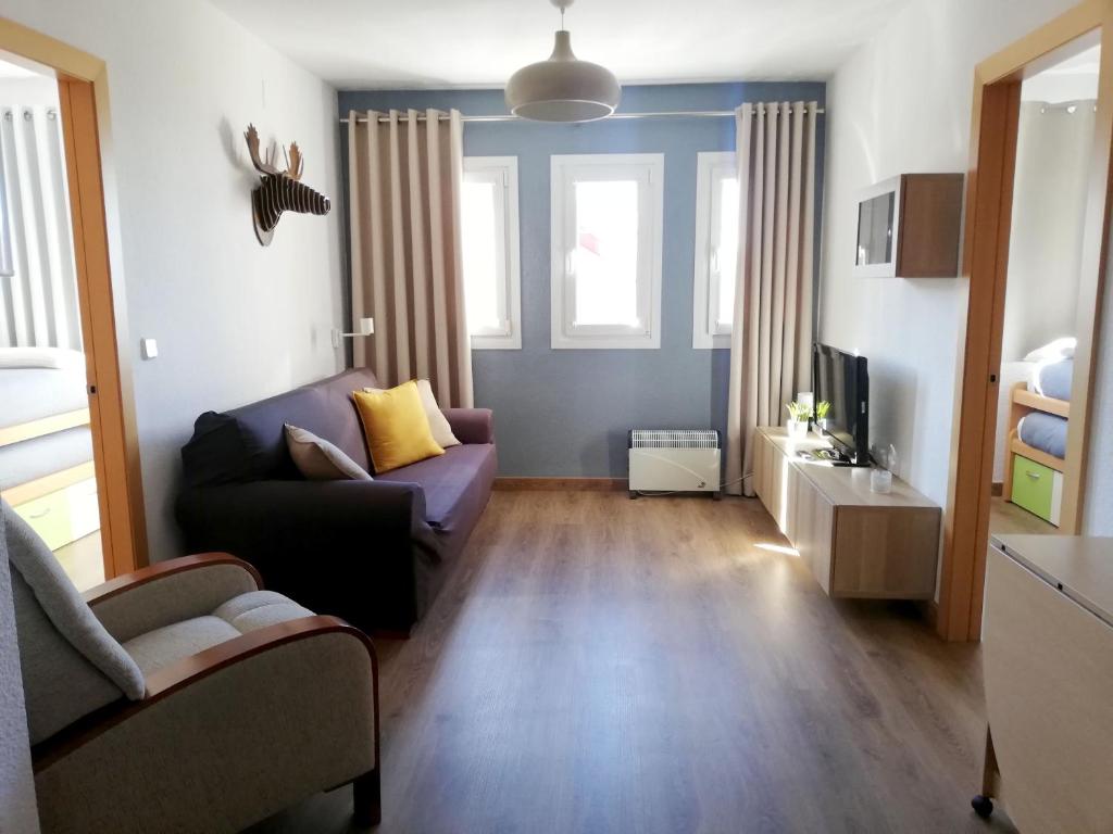 Apartamentos Arttyfal con parking y wifi by SURYNIEVE - Appartement Met Twee Slaapkamers Met Parkeren