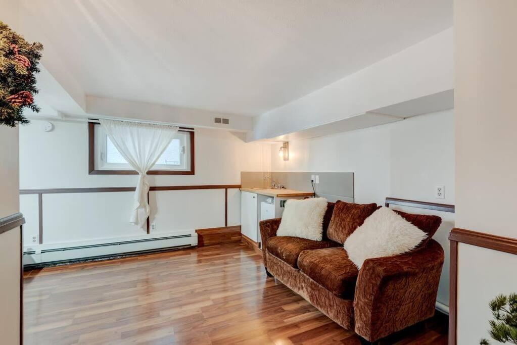 Banff Three Bedroom Basement Suite, Banff (updated prices 2024)