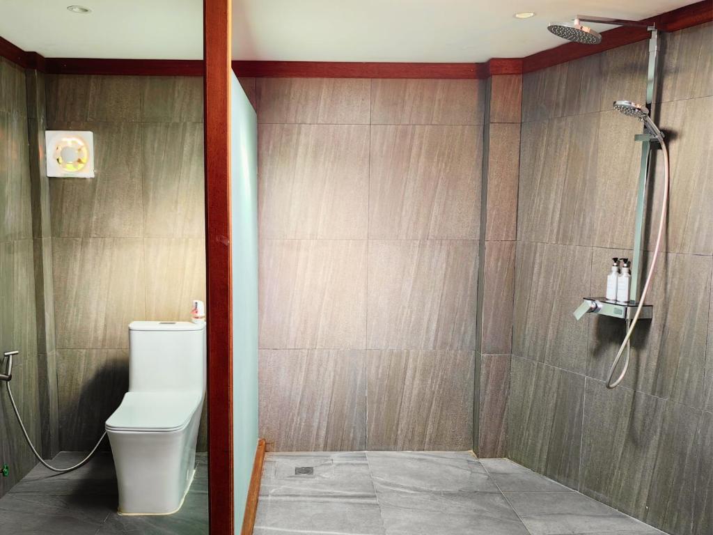 Devi Kampot Resort at Phum Kampot - Deluxe Junior Suite