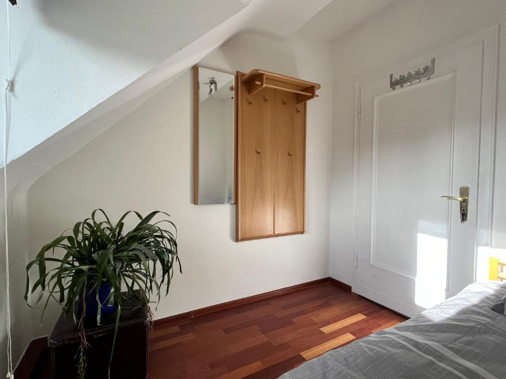 Gästezimmer Limburg City - Habitación Individual Con Baño Compartido