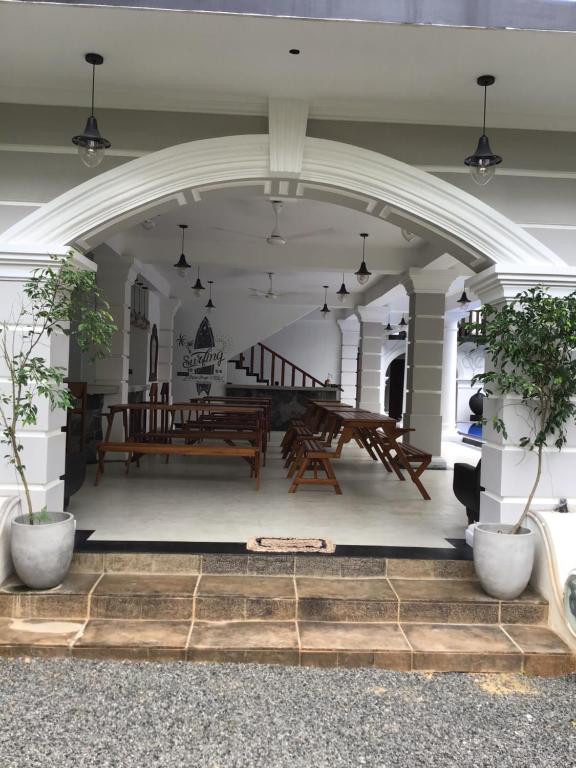 Gallery image of Dew Drop Villa in Weligama