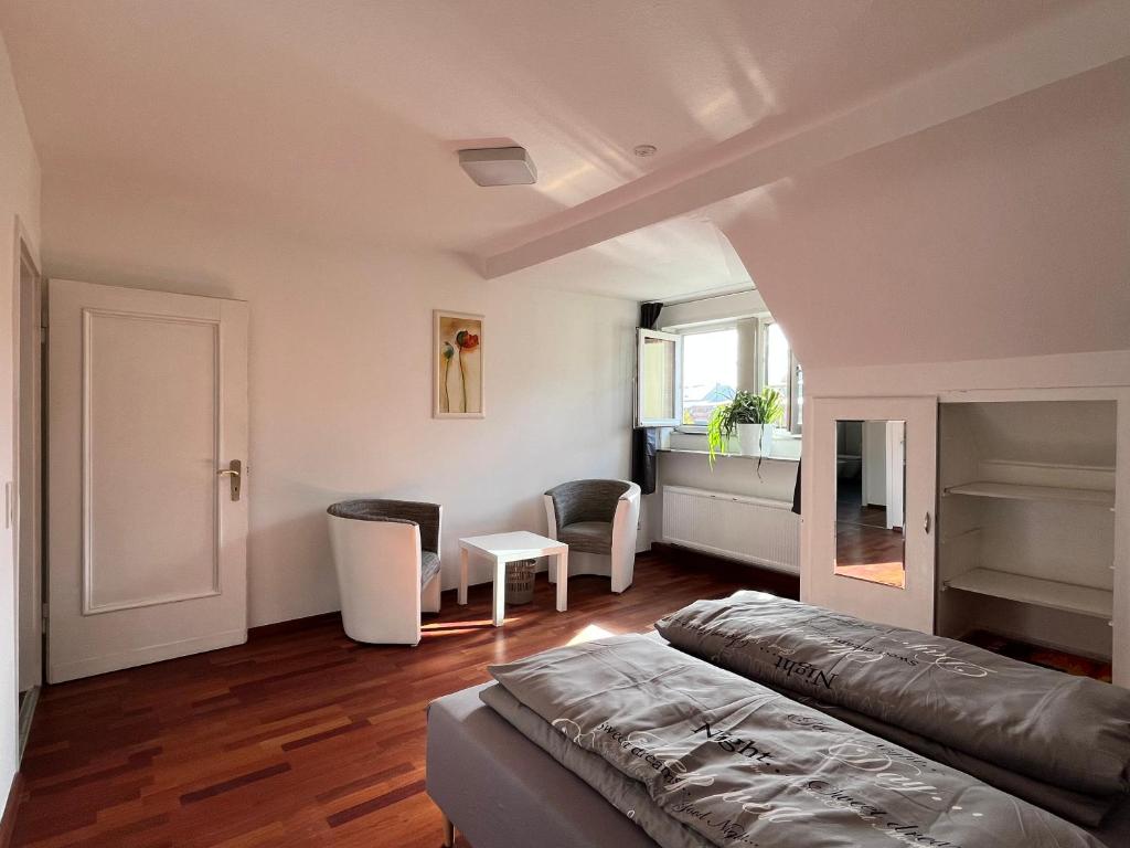 Gästezimmer Limburg City - Habitación Doble Con Baño Compartido