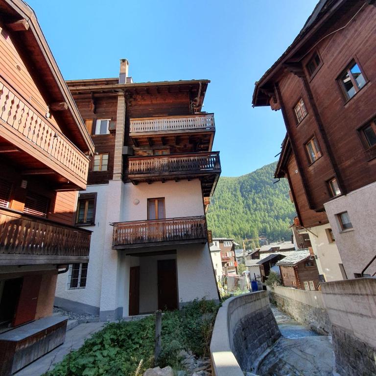 Nespecifikovaný výhled na hory nebo výhled na hory při pohledu z apartmánu