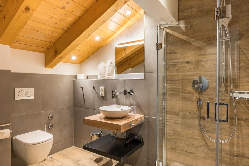 Koupelna v ubytování Bergzeit - Hotel & Appartements