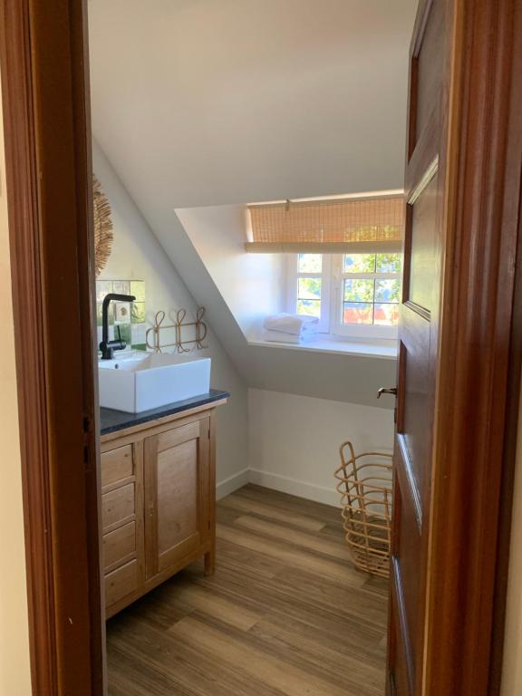 Kuchyň nebo kuchyňský kout v ubytování Zolder appartement Le Grenier